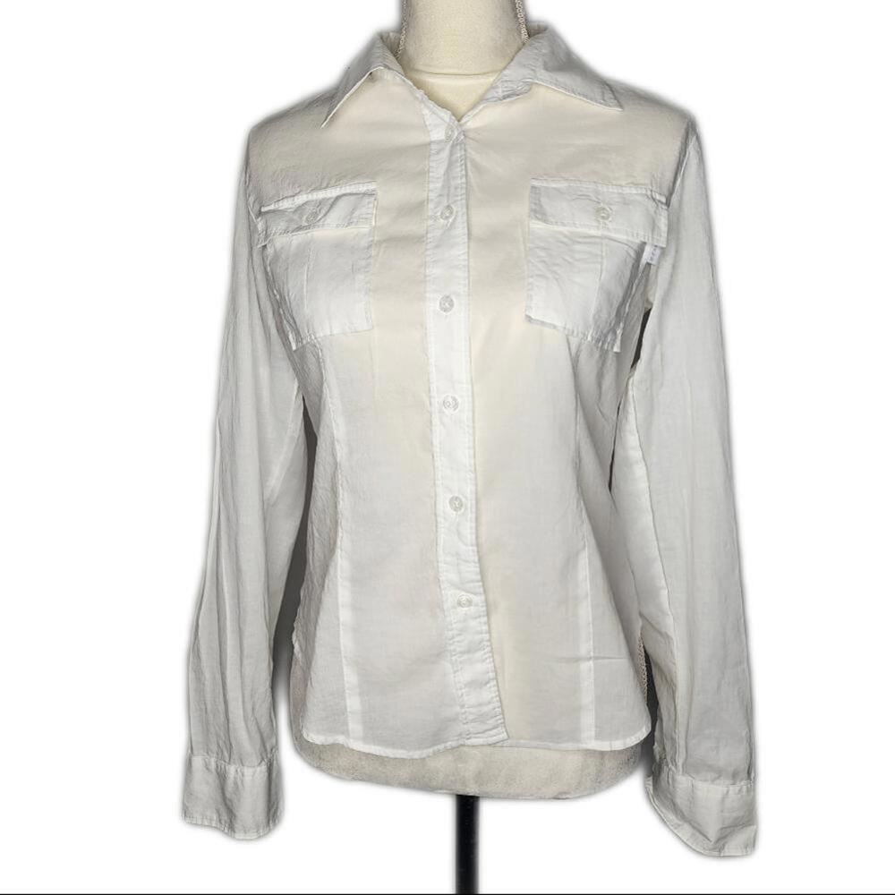 Dkny, white button-down shirt. Size: Medium